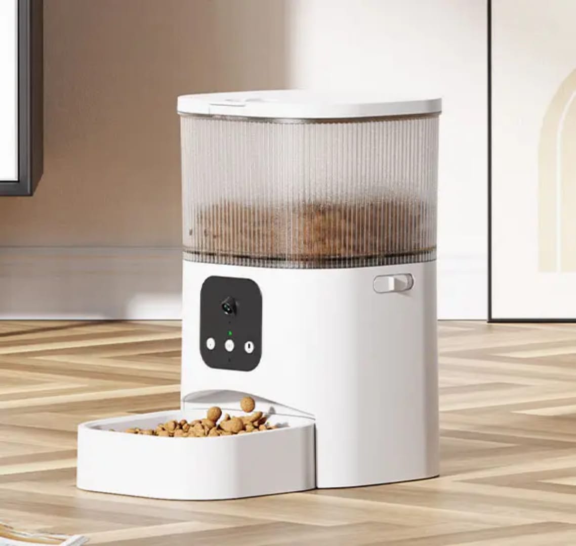 Auto Pet Feeder – Programmable Food Dispenser for Your Furry Friend